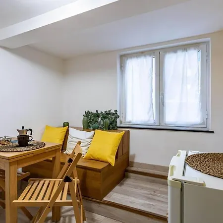 Apartment Adorno 2 - Affitti Brevi Italia Genoa