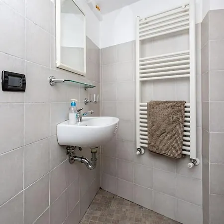 Adorno 2 - Affitti Brevi Italia 公寓