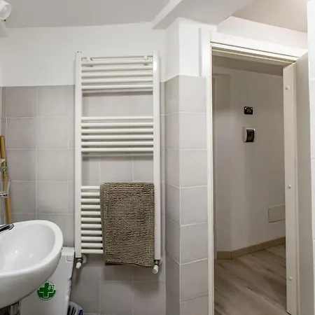 Apartment Adorno 2 - Affitti Brevi Italia Genoa